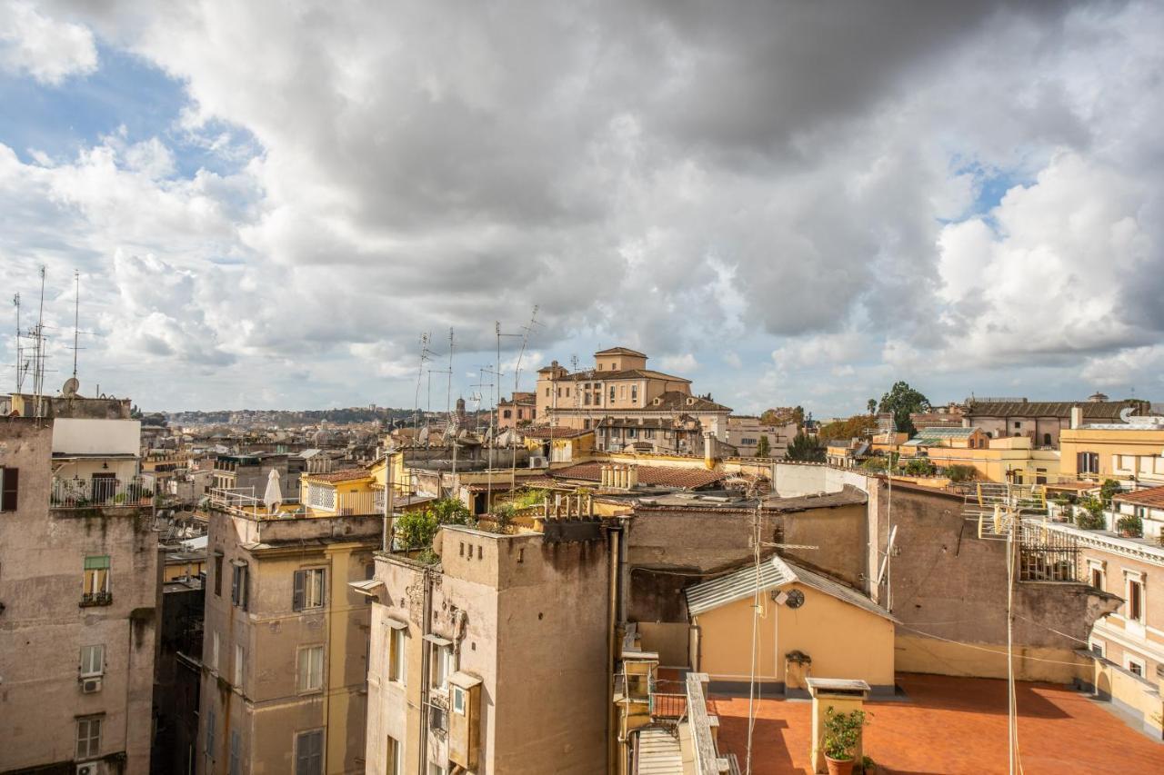 Cavour Attic With Terrace Daire Roma Dış mekan fotoğraf