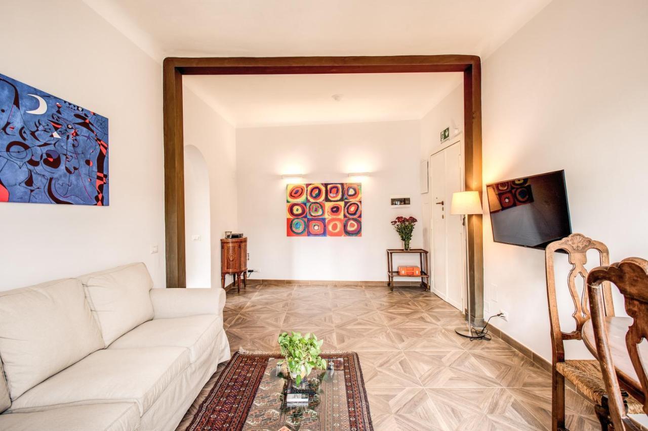 Cavour Attic With Terrace Daire Roma Dış mekan fotoğraf
